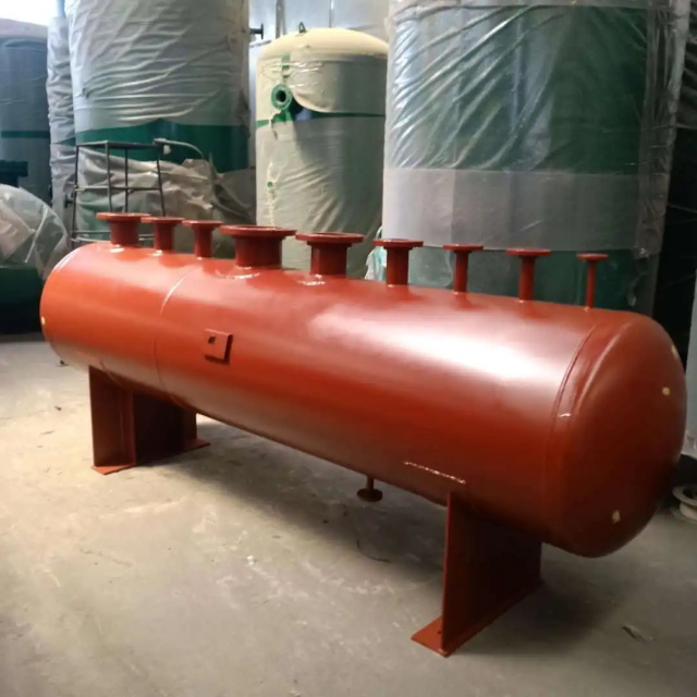新青多台锅炉分汽缸工作原理
